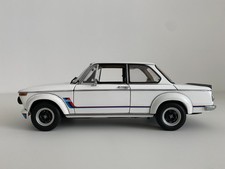 BMW 2002 TURBO by AUTOART  1:18