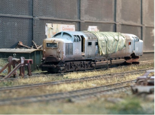 Scrapyard locomotive oo - locomotive,