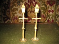 PAIR VINTAGE MINIATURE SOLID BRSS STREET LIGHTS - 14 cm