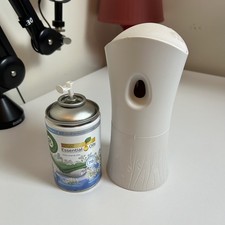 Air Wick Freshmatic Automatic Spray Machine with 1 Refill | Used, Untested