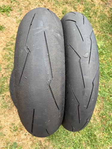 Pair motorcycle tyres - of,
