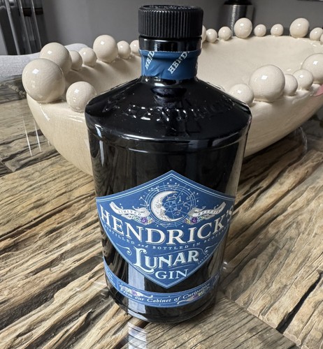 Hendrick lunar glass - hendrick's, gin