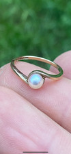 9ct gold small pearl ring
