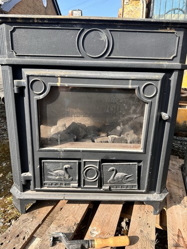 Coalbrookdale mains gas stove - mains,