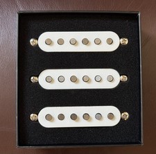 SET OF FENDER JAPAN HYBRID II