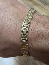Solid 9ct yellow gold - yellow,