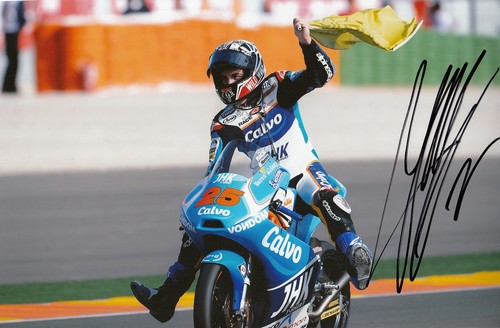 Maverick vinales hand signed - maverick,