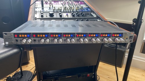 Audient channel asp8024 - 8,