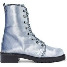 STUART Weitzman Metermaid