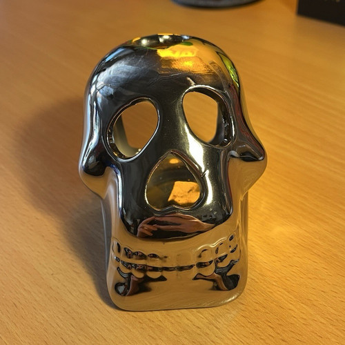Chrome silver skull tealight - chrome,