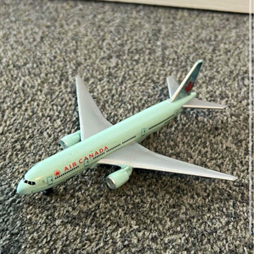 Air canada diecast - air, diecast/plastic