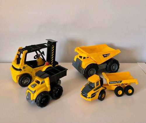 Track volvo medium size - &,