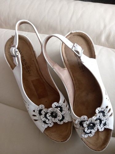 Pavers white wedge sandals - white, uk