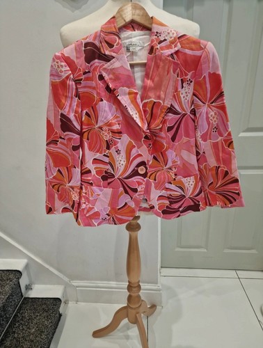 Womens pink floral blazer