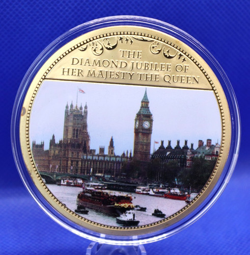Queen diamond jubilee thames - queen,