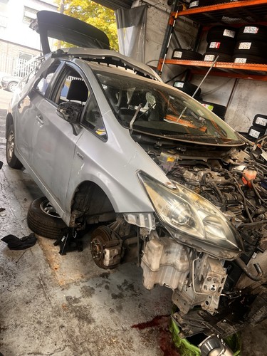 Toyota prius breaking - prius,