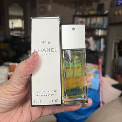 Chanel eau de - eau,