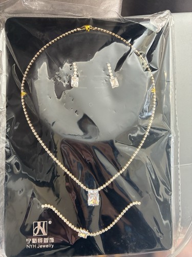 Fashion jewellery necklace - jewellery,