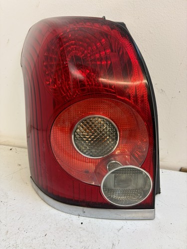 Passenger side rear tail - side, light