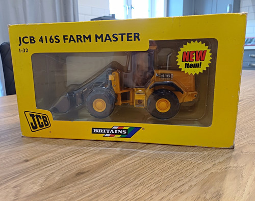 Britains jcb 416s loading - jcb,