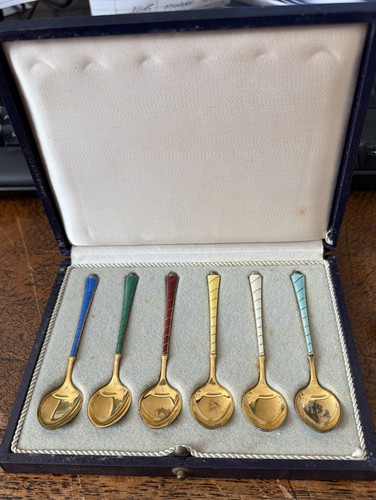 Cased set vintage - cased, of