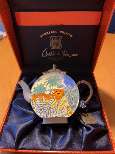 Collectors miniature teapot - ,