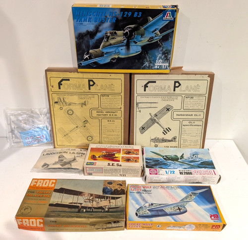Vintage model aircraft kits - model,