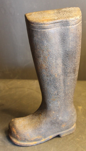 Old boot vintage cast - old,