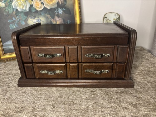 Large vintage mele co two - large,