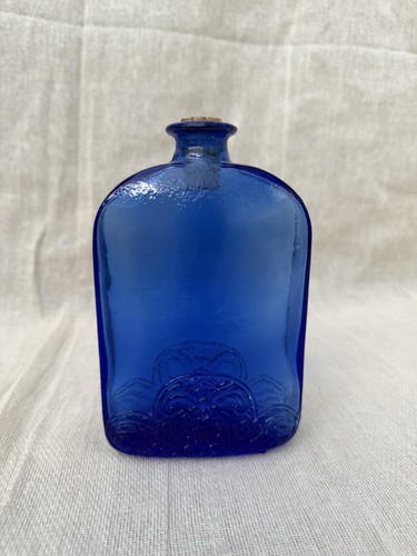 Vintage cobalt blue - blue, flat
