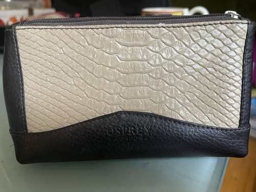 Osprey london leather makeup - leather,