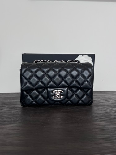 Chanel classic flap - chanel,