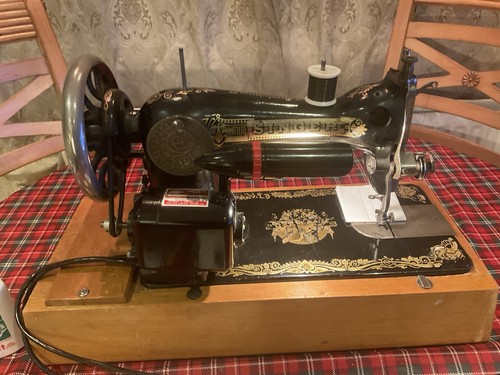 Singer 1909 working - , antique