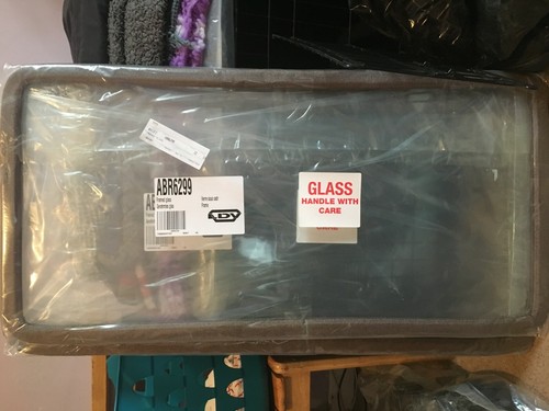 Van side window glass - van, no