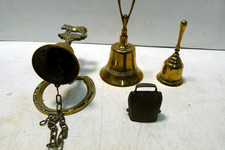 3 BRASS BELLS  THE HORSE SHOE
