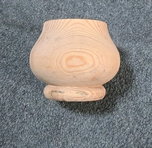 Large wooden pine moulded - large,
