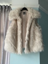 Primark Cream Colour Faux Fur