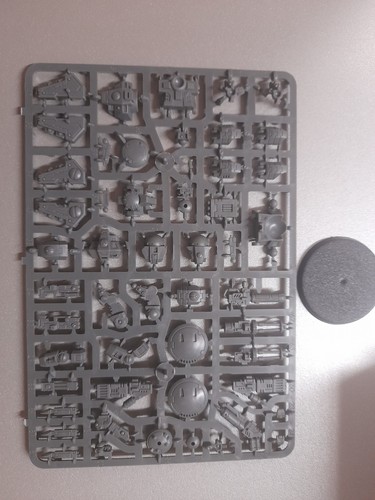 Tau empire xv8 - tau, crisis