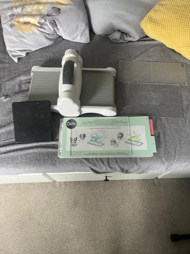 Sizzix white die cutting - die,