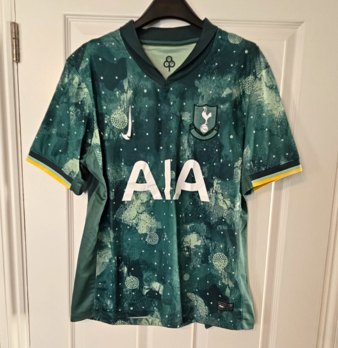 Tottenham hotspur third - tottenham,