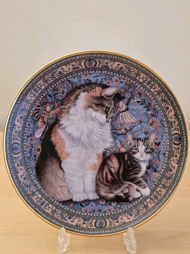Danbury mint lesley - ann, ivory
