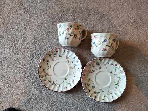 Staffordshire oakwood cups - 2,