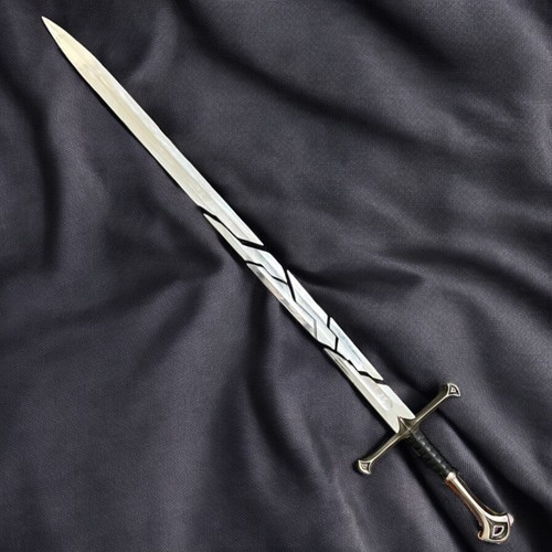 Narsil broken shards sword - broken,