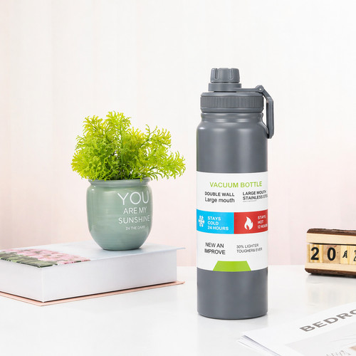 Insulated water bottle - insulated, 700ml