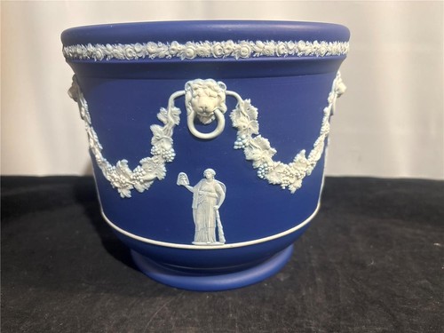 Antique wedgwood jasperware - wedgwood,