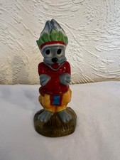 Limited Edition by Wade - Arthur Hare Big Chief Brave Hare With Certificate.