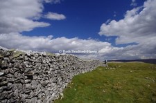 Yorkshire dales dry stone wall - dry,