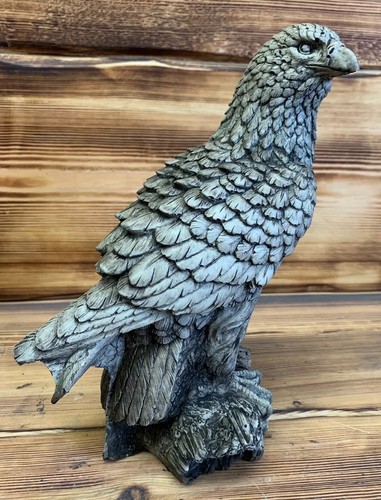 Stone garden bald - bald, eagle