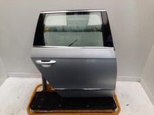 VOLKSWAGEN PASSAT Rear Door