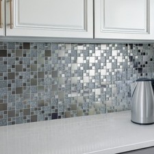 Gleam Glitter Gloss Glass &